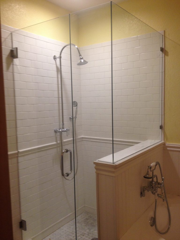 photo13e1513618615390 Murray Glass