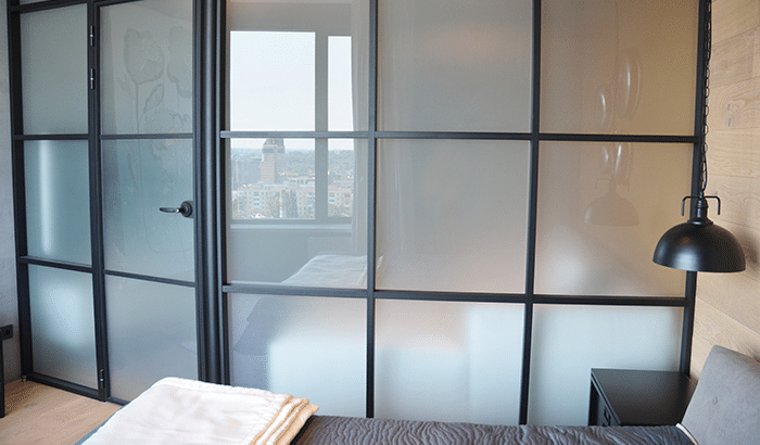 Benefits-of-Frosted-Glass-Interior-Doors