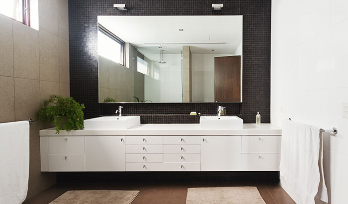 4 Reasons Mirrors Are a Timeless Design Option