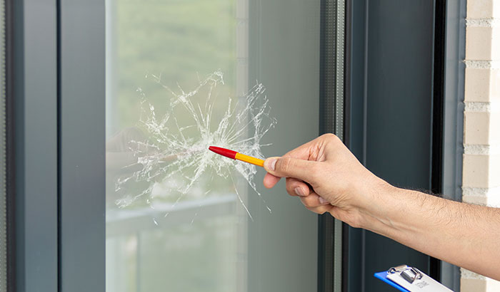 6 Things To Keep In Mind If You Need Custom Glass Repair