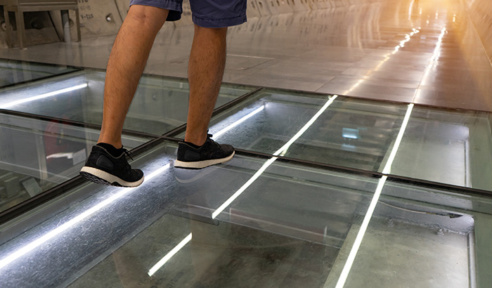 Glass Floor Maintenance: 10 Things to Do to Keep Your Floors Clean